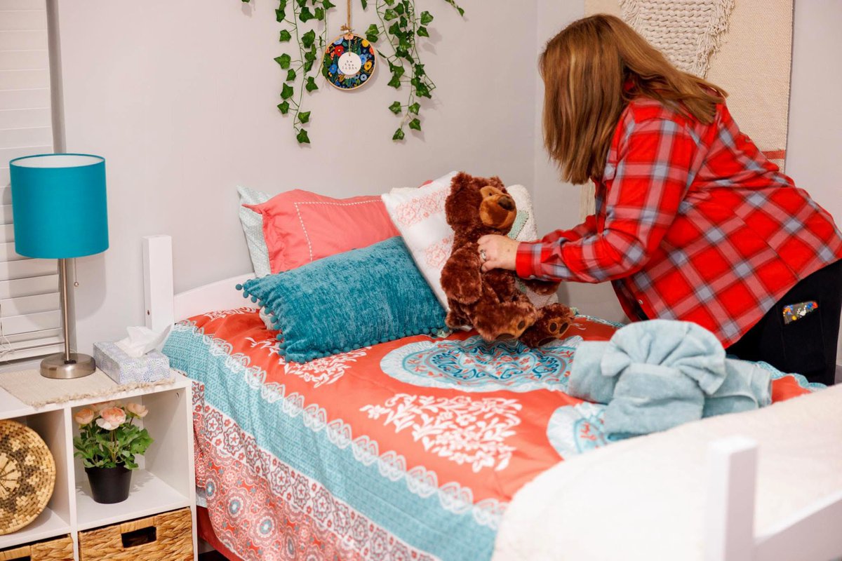 At the TANL House, every detail is prepared with love, from the cozy bedding to the cuddly stuffed animals waiting for little arms to hold. We want every child who walks through our doors to feel safe, comforted, and valued.

This is where hope begins 🩷