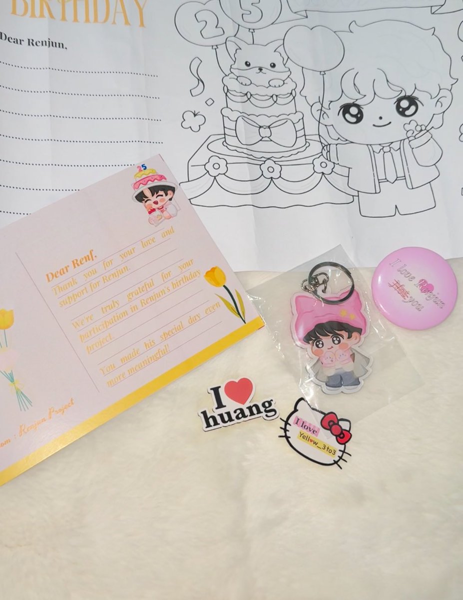 the cutieee package has arrived! thank you kakk for this pretty appreciation gift 🥺🫰🏻 makasih banyak juga udah selalu buat project untuk renjun! ayo sayangin renjun lama lama 🥺 once again thank youuu <a href="/renjun_project/">RENJUN PROJECT</a>