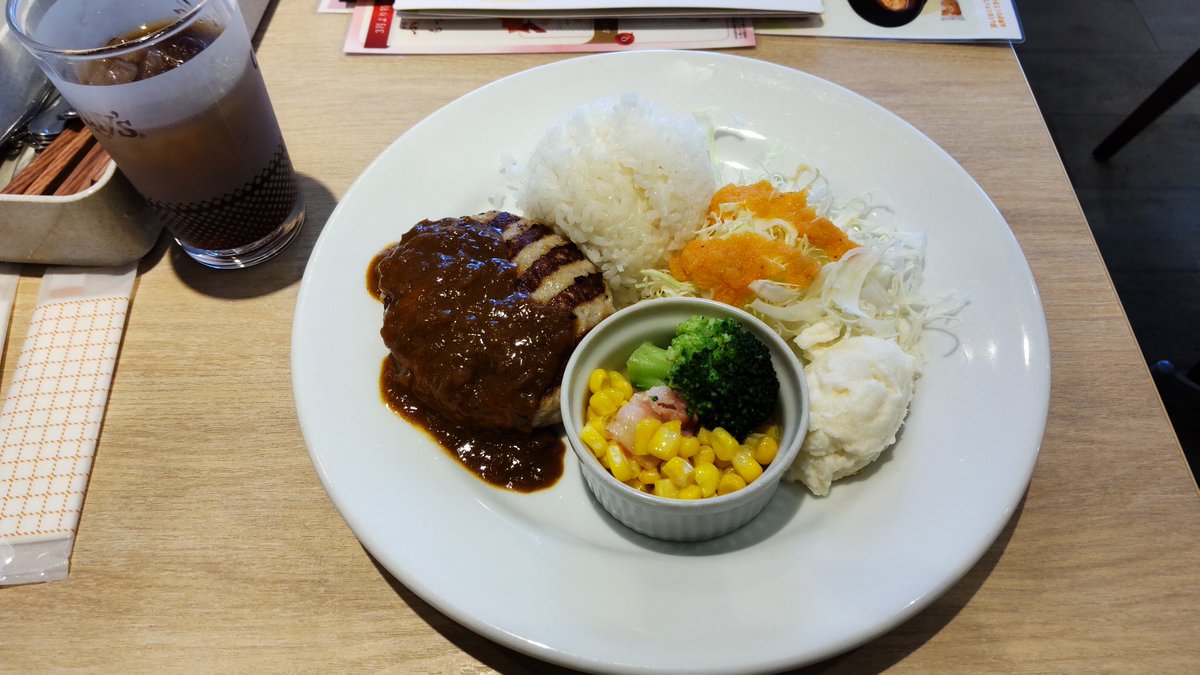 KPOLICE5's tweet image. 今日の昼食‼️😋
#デニーズランチ