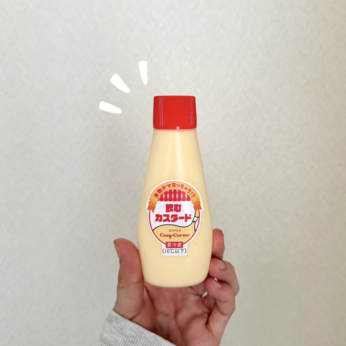 ___maple10's tweet image. 『 飲むカスタード 』
なににかけるか迷った結果 ...
ジャンボシュークリームに
追いカスタードしました✌🏻✌🏻