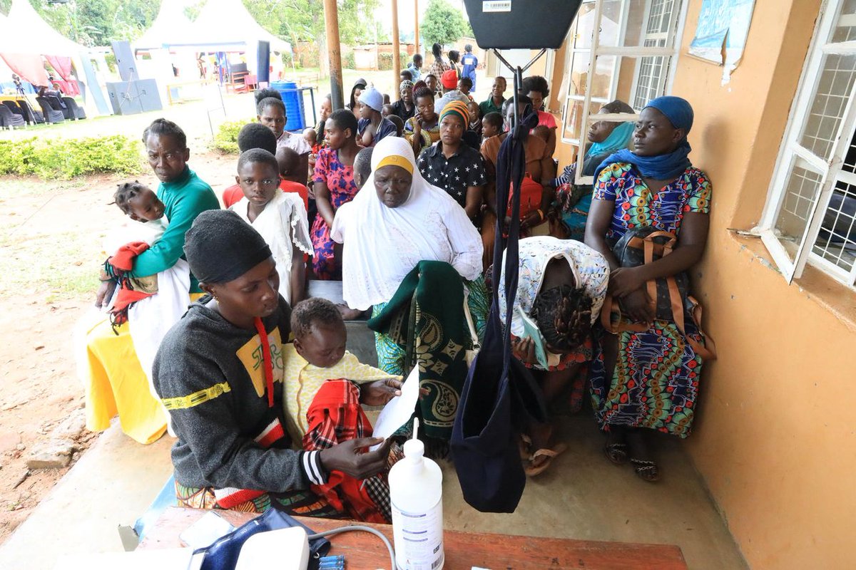 WHO Uganda (@whouganda) on Twitter photo We are at Baitabongwe HC III in Mayuge District to mark #WorldHealthDay2025 under the theme Healthy Beginnings, Hopeful Futures. This year, <a href="/WHOUganda/">WHO Uganda</a> is focused on helping every woman and baby survive and thrive. As we commemorate this day, we renew our commitment to ending We are at Baitabongwe HC III in Mayuge District to mark #WorldHealthDay2025 under the theme Healthy Beginnings, Hopeful Futures. This year, <a href="/WHOUganda/">WHO Uganda</a> is focused on helping every woman and baby survive and thrive. As we commemorate this day, we renew our commitment to ending