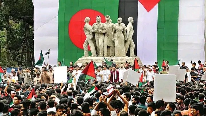 A_Rahim273's tweet photo. Even though we are not in Palestine, Palestine is in our hearts! ❤️‍🩹
 Who would say from looking at the pictures that this is Bangladesh? This is another piece of Palestine. Palestine is ours, we are Palestinians.💝💝💝

#FreePalestine🇵🇸
#Free #Free Palestine🇵🇸 https://t.co/Pdi62Fda1A