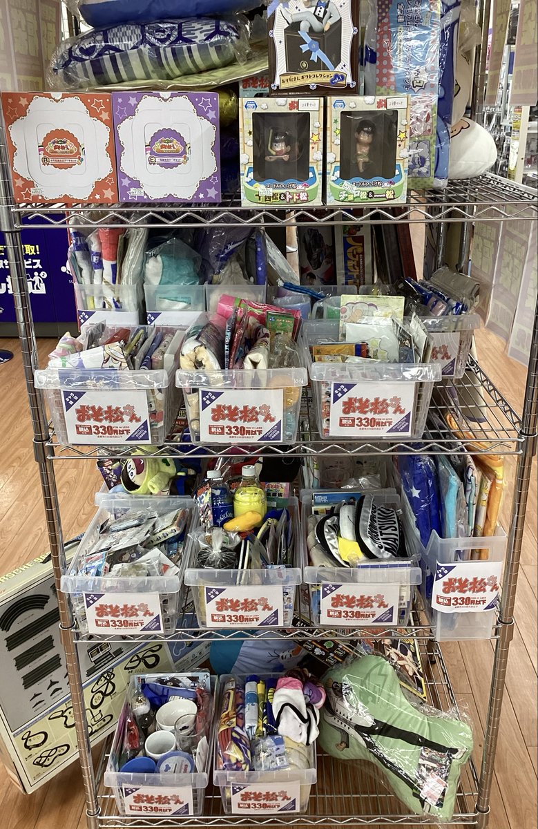 おそ松さん ✨✨おそ松さんグッズ大量展開中✨✨ フィギュアが！食器が