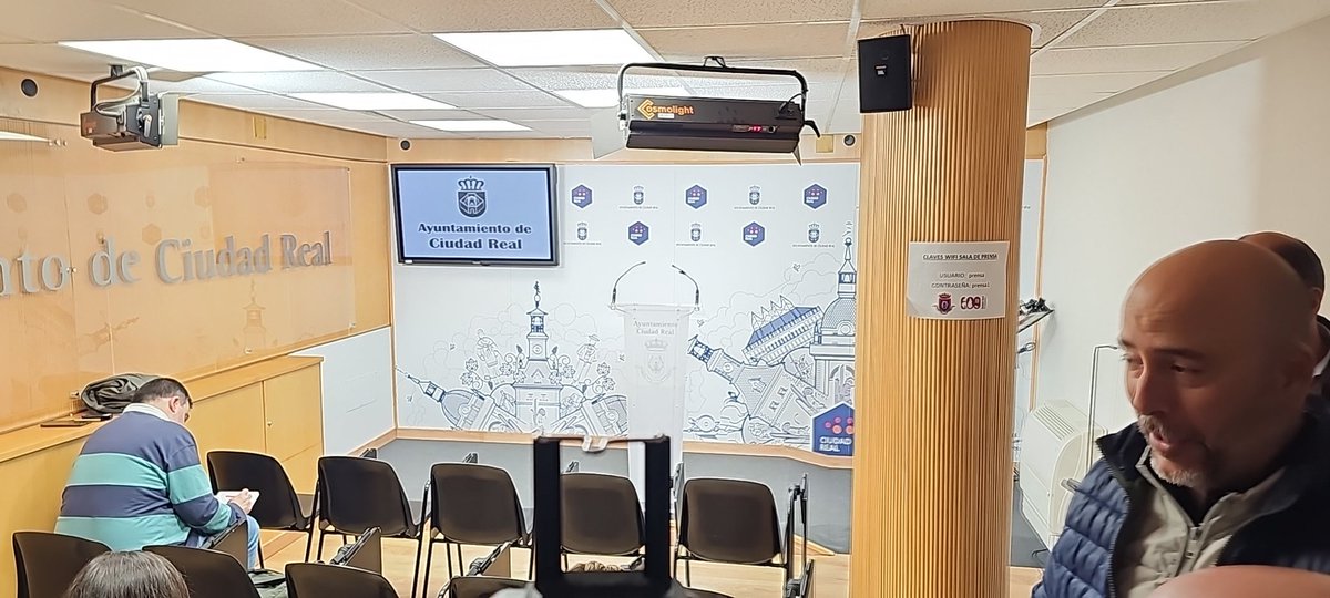 ElBlogdeEmilio's tweet image. Buenos días #PiñaDigital 
Un lunes divertido.