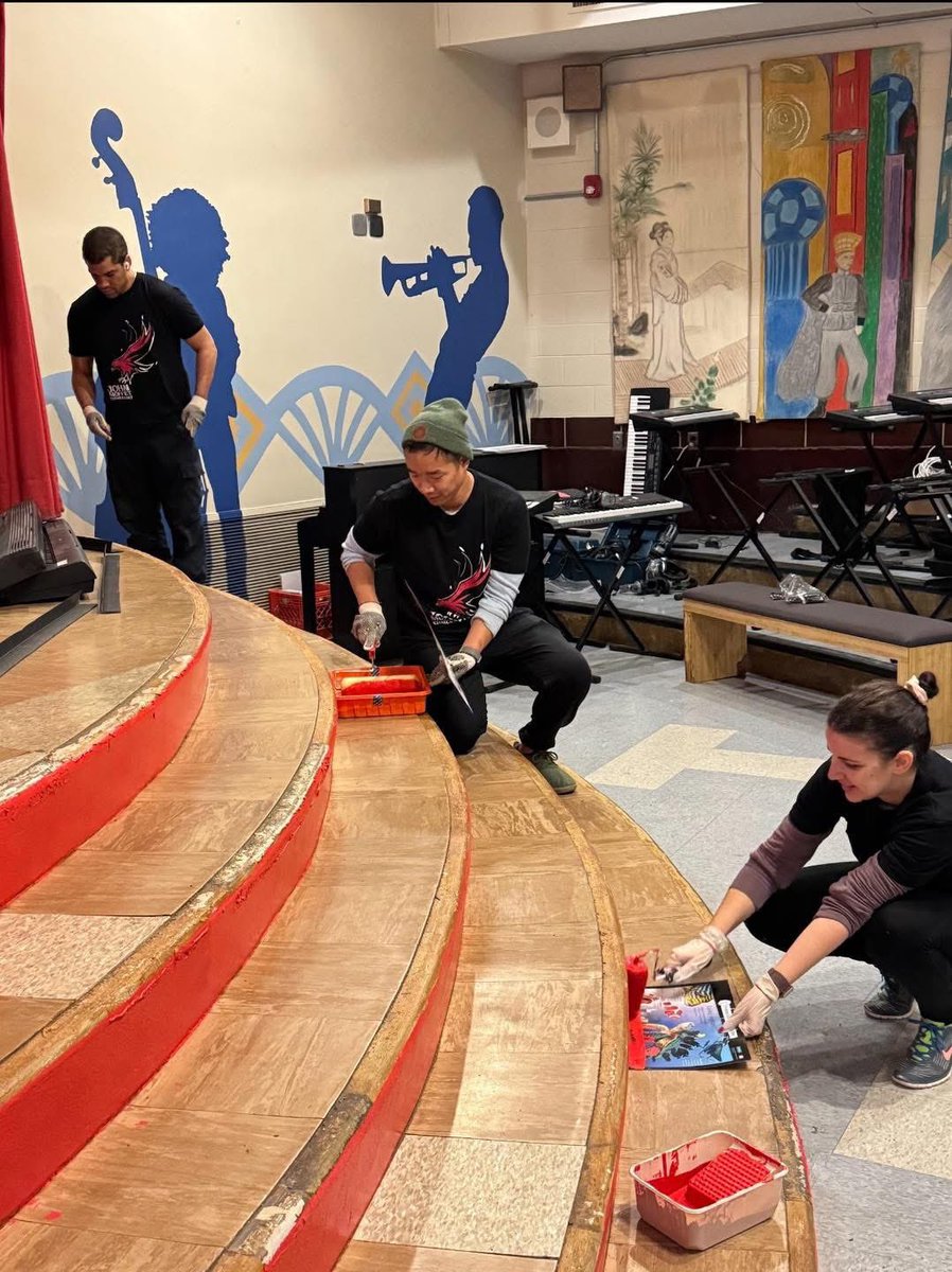 Another successful clean up day! Thank you to all the volunteers and teachers for all of their hard work.

<a href="/harriettsbooks/">Harriett’s Bookshop</a> mini library installed, garden refresh, &amp; auditorium steps refurbished 

<a href="/PHLschools/">Philadelphia Schools</a> @greatphlschools
#moffetpride