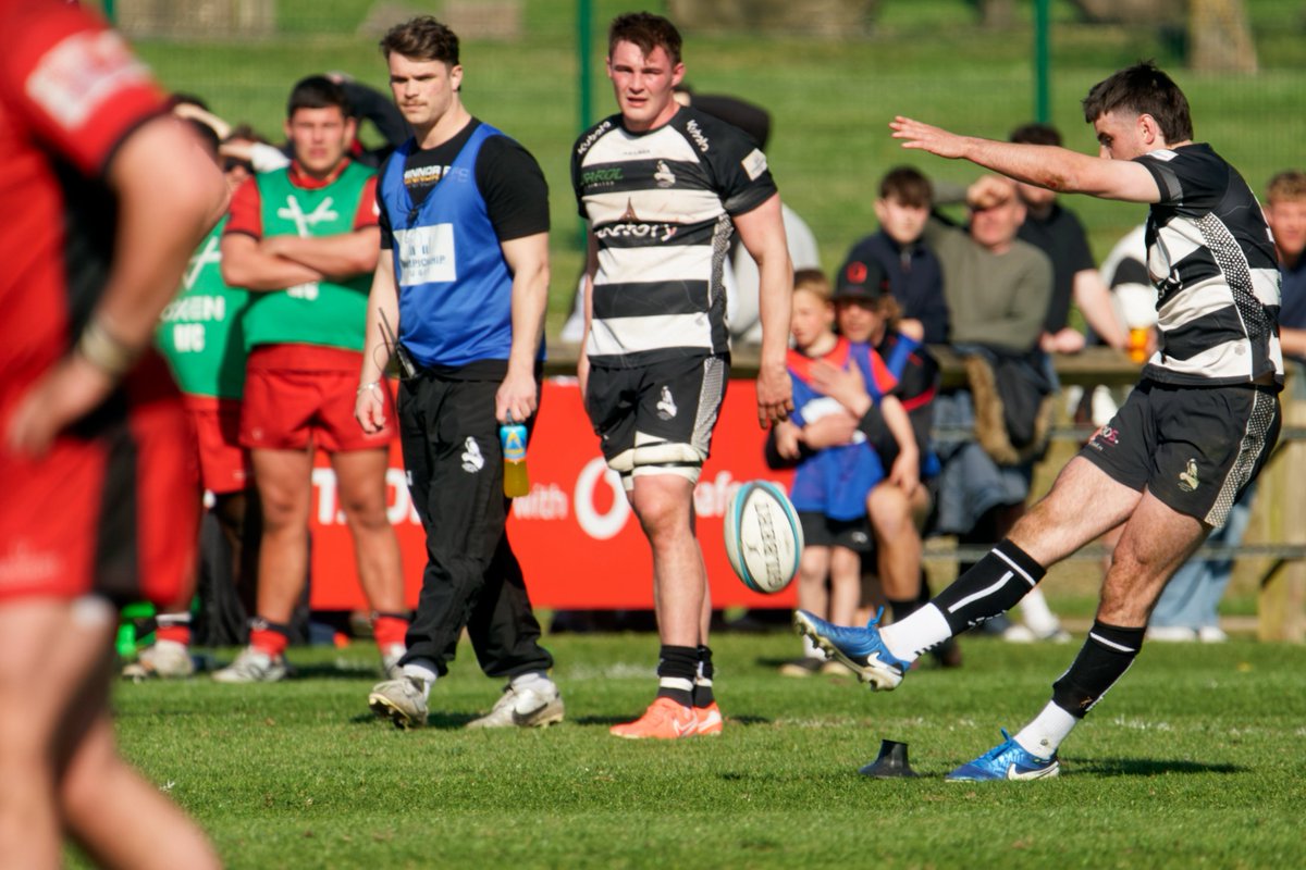 FT: Hartpury 17 - 17 Chinnor

💥 Tries from Passman &amp; Carter
🎯 Ice-cool Slevin nails a pressure penalty with the FINAL KICK to snatch a draw!
Huge shift from the boys on the road 👊 2️⃣ hard-earned points in the bag!

Album: snapzman.co.uk

#ChinnorRFC