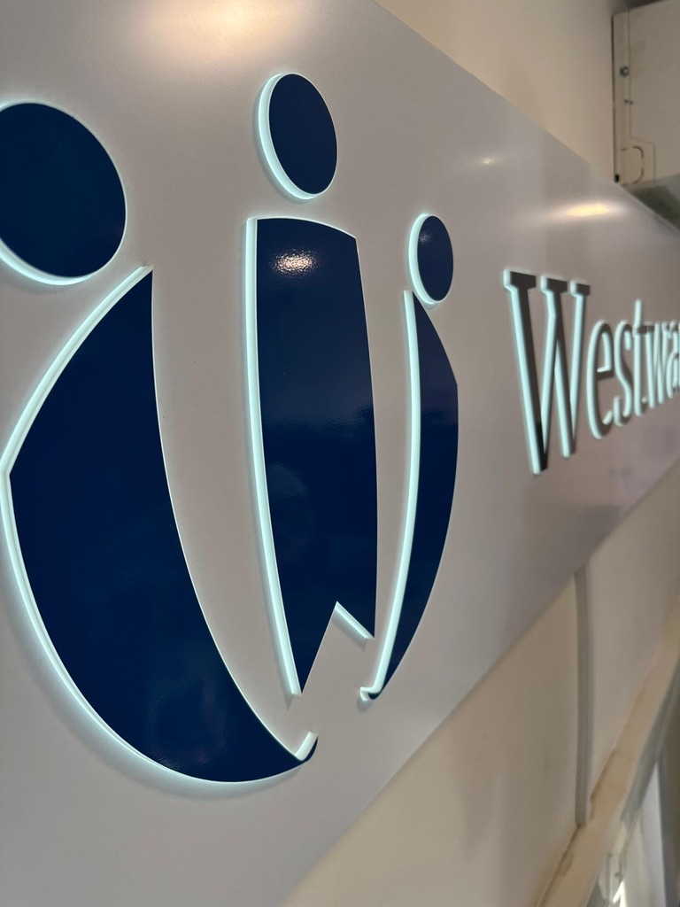 kenwhitesigns's tweet image. ✨𝗟𝗶𝗴𝗵𝘁𝗶𝗻𝗴 𝘂𝗽 𝘀𝘂𝗰𝗰𝗲𝘀𝘀 𝗳𝗼𝗿 𝗪𝗲𝘀𝘁𝘄𝗮𝗿𝗱 𝗙𝗶𝗻𝗮𝗻𝗰𝗶𝗮𝗹! ✨
Sleek wall-mounted tray sign with LED halo illumination for a modern, eye-catching &amp;amp; professional look. 🔗bit.ly/422Gmd6 #SignageCompany
#IlluminatedSigns #LEDSignage #BusinessSigns
