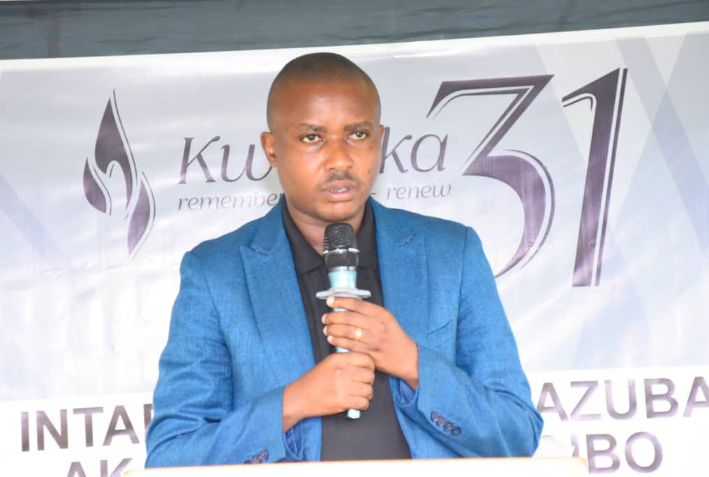 Gatsibo District (@gatsibodistrict) on Twitter photo Jabo Jean Marie Vianney , visi Perezida wa Ibuka <a href="/GatsiboDistrict/">Gatsibo District</a> yagize ati: "Mu myaka 31 ishize Jenoside yakorewe Abatutsi ihagaritswe, buri munyarwanda afite amahirwe angana naya mugenzi we, turashima Ubuyobozi bw'Igihugu cyacu". <a href="/Unity_MemoryRw/">Ministry of National Unity and Civic Engagement</a>
#Kwibuka31 Jabo Jean Marie Vianney , visi Perezida wa Ibuka <a href="/GatsiboDistrict/">Gatsibo District</a> yagize ati: "Mu myaka 31 ishize Jenoside yakorewe Abatutsi ihagaritswe, buri munyarwanda afite amahirwe angana naya mugenzi we, turashima Ubuyobozi bw'Igihugu cyacu". <a href="/Unity_MemoryRw/">Ministry of National Unity and Civic Engagement</a>
#Kwibuka31