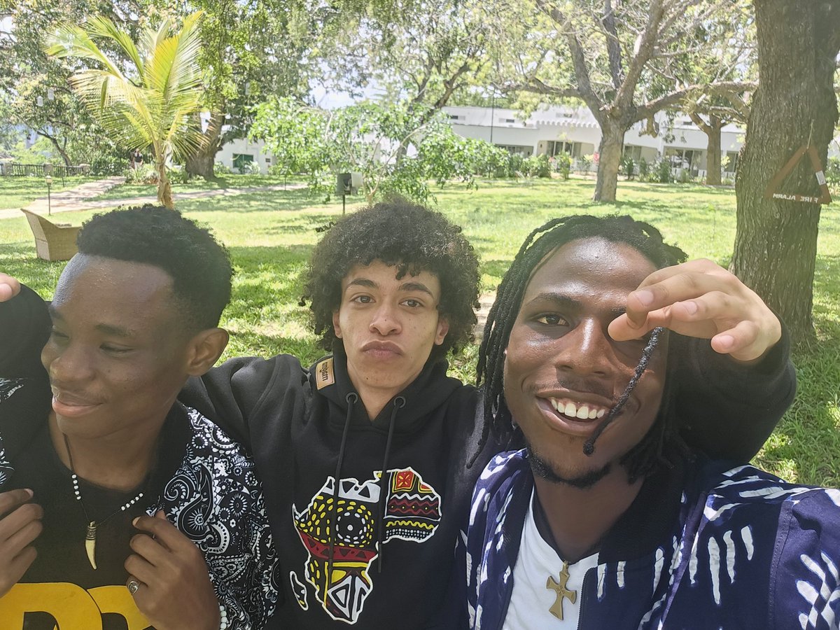 We him 😀
Cc: <a href="/0xKnxwledge/">Beech</a> <a href="/ToochukwuOkoro2/">Azzaman⚡️</a>