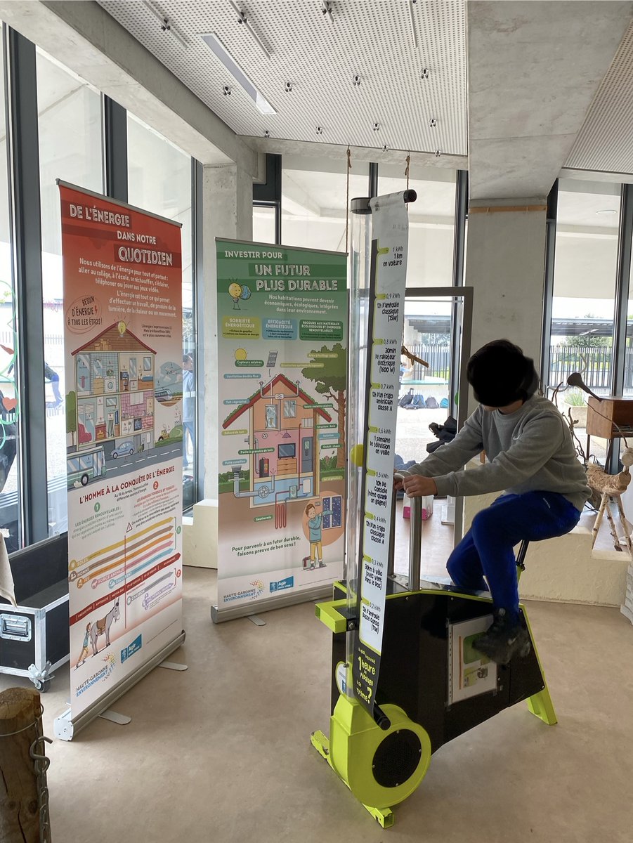 AuteriveCollege's tweet image. 💡 Le collège Antonin Perbosc se lance dans le challenge national #CUBES pour économiser l’énergie !
🌱 Expériences, quizz, expo &amp;amp; jeu-concours : les éco-délégués mobilisent toute la communauté scolaire ! #DéveloppementDurable #EcoGestes @eddtoulouse @DSDEN31 @leclercarno