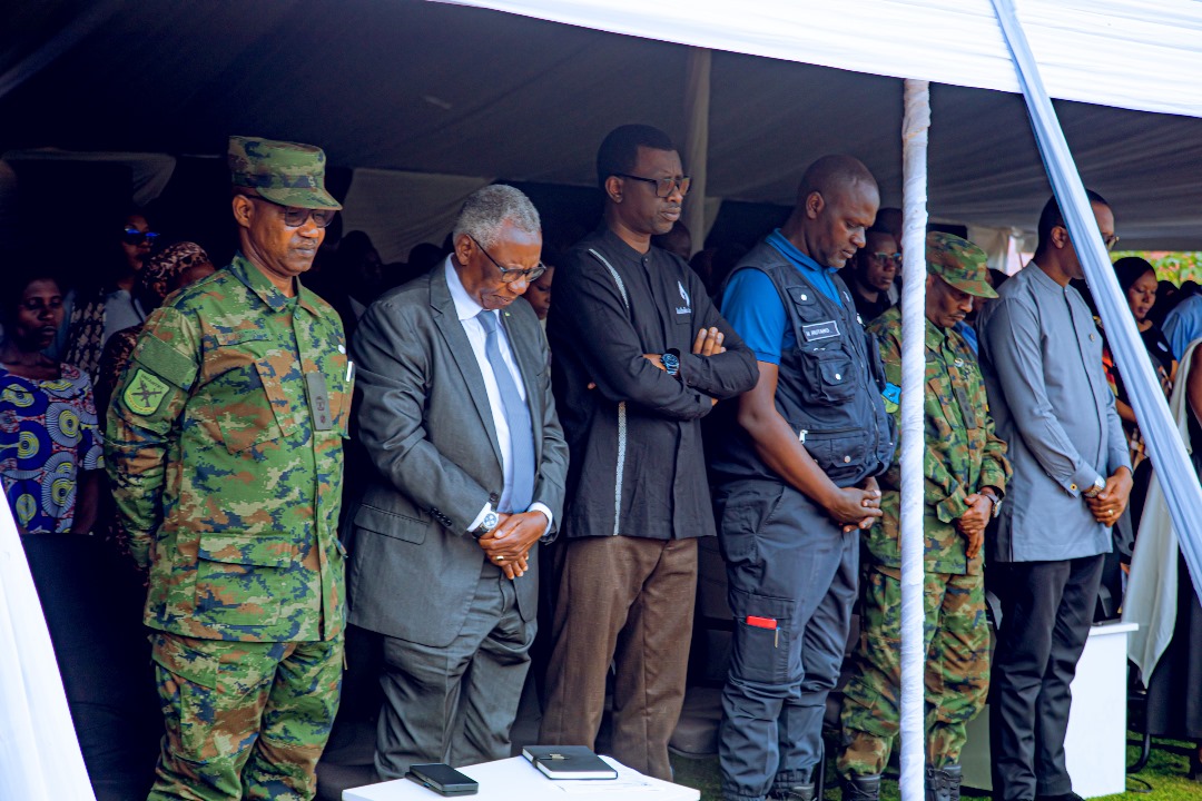 NewTimesRwanda's tweet photo. #Kwibuka31: Hundreds have gathered at Mukarange Genocide Memorial to honour and remember over 9,000 victims of the 1994 Genocide against the Tutsi laid to rest at the site.

📸: @ENkangura /TNT https://t.co/SSPIhJKTRI