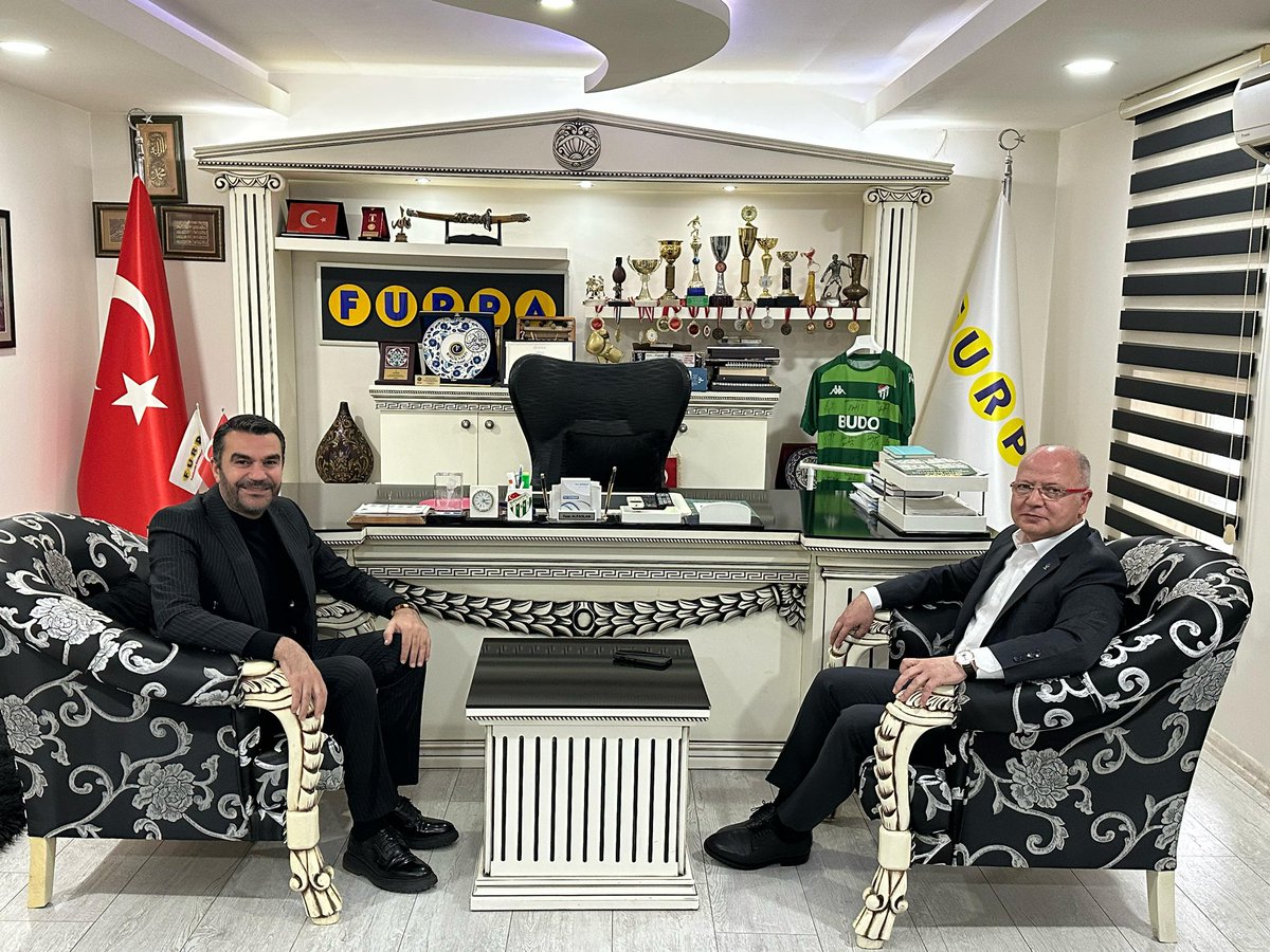 İl Başkanımız Sn: <a href="/davutgurkan/">Davut Gürkan</a>  ‘a nazik ziyaretlerinden dolayı çok teşekkür ediyorum.