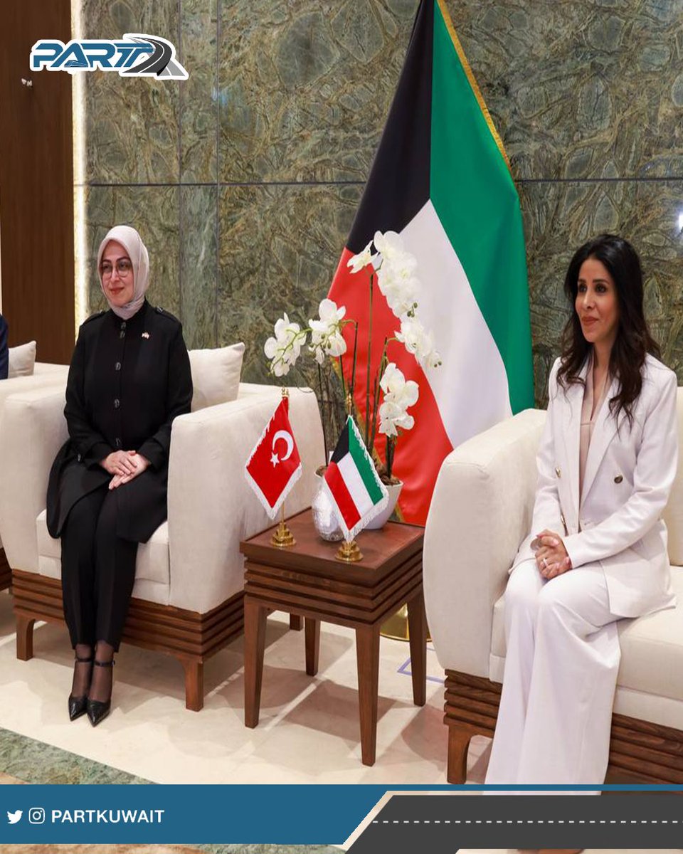 PARTKUWAIT's tweet image. وقعت معالي وزير الأشغال العامة الدكتورة نورة محمد المشعان بحضور سعادة سفير جمهورية تركيا السيدة طوبى نور سونمز

عقد أعمال الدراسة والتصميم التفصيلي وإعداد مستندات مناقصة السكة الحديد (المرحلة الأولى) مع المكتب الاستشاري العالمي برويابي التركية

المشعان: تماشياً مع رؤى قادة دول…