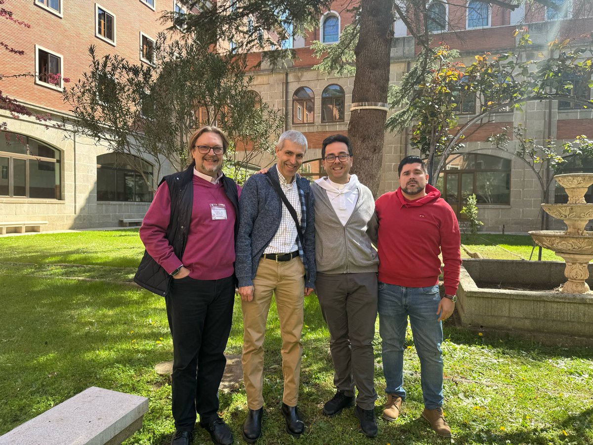 misionerospaul's tweet image. Varios Misioneros Paúles han acompañado este fin de semana la Asamblea nacional de Juventudes Marianas Vicencianas de España, en nuestra Casa de Salamanca @CESVicentePaul
“Ella lo quiso, Ella lo quiere, Ella nos quiere”
#jmvvive