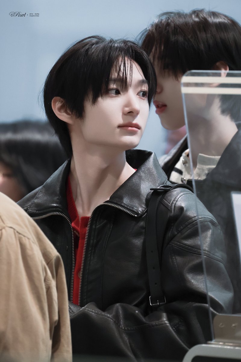 Pearll311's tweet photo. 250310 ICN HD
#Donghwa #동화
#KickFlip #킥플립 https://t.co/Esp5pZcoJK