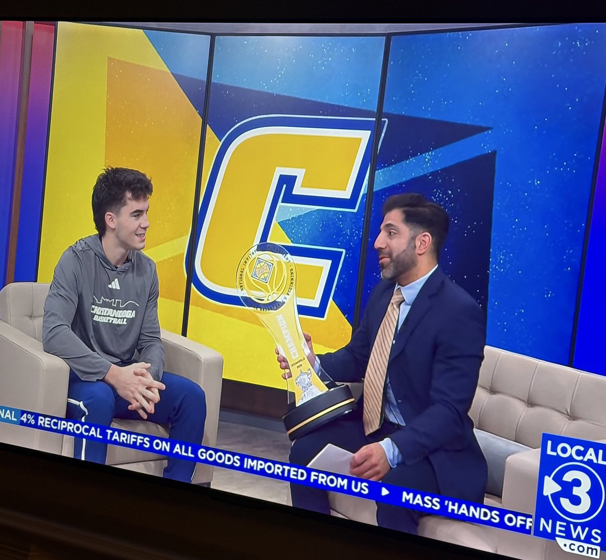 Justin Holland (@justincholland) on Twitter photo ICYMI local <a href="/GoMocsMBB/">Chattanooga Basketball</a> <a href="/NITMBB/">NIT</a> champion <a href="/ParkerRobison10/">Parker Robison</a> on <a href="/Local3News/">Local 3 News</a>.
Representing <a href="/GoMocs/">Chattanooga Mocs</a> historic team and season! ICYMI local <a href="/GoMocsMBB/">Chattanooga Basketball</a> <a href="/NITMBB/">NIT</a> champion <a href="/ParkerRobison10/">Parker Robison</a> on <a href="/Local3News/">Local 3 News</a>.
Representing <a href="/GoMocs/">Chattanooga Mocs</a> historic team and season!
