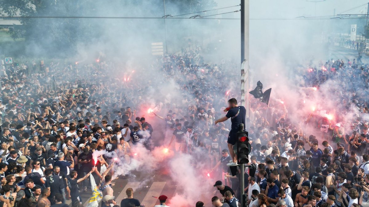 MisterSnaKiLL's tweet photo. 🔴 TOUS AU STADE 🔴

Bordelaises, Bordelais,
Nous avons l'occasion de marquer l'histoire Samedi 18H00...

Le record d'affluence de l'histoire du foot amateur est à notre portée 🔥
Venez pousser nos joueurs à la victoire contre le leader !

GAGNER POUR Y CROIRE 👏 https://t.co/AblvyMfRV5