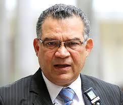 ajcaleca's tweet photo. Hoy se cumplen 3 meses del secuestro (sí, secuestro) de Enrique Márquez. Aislado, sin defensa legal, sin juicio... lanzado al agujero negro de la dictadura. Enrique es un político de paz y de consensos y a eso le teme el régimen: parafraseando, cuando oyen la palabra política, sacan la pistola. Exigimos su libertad y expresamos nuestra solidaridad con sus familiares y compañeros de lucha, que son nuestros amigos y aliados. Libertad para Enrique Márquez. #libertadparalospresospolíticos