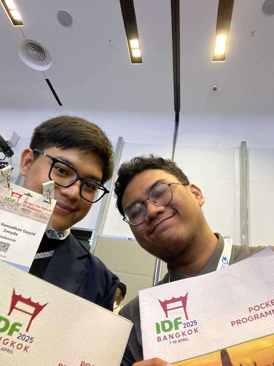 wireles_nerve's tweet photo. Life update , alhamdulillah eskalasi ke simposium  international , world diabetes congress 2025 by international diabetes federation.
Tengkiu sambis  @rizkyzenyda real intrusive tiba tiba dapat email undangan gas bikin sisrev+metan , manuscript sehari jadi  dan lolos lagi bjir😭 https://t.co/zkHX8iFlS1