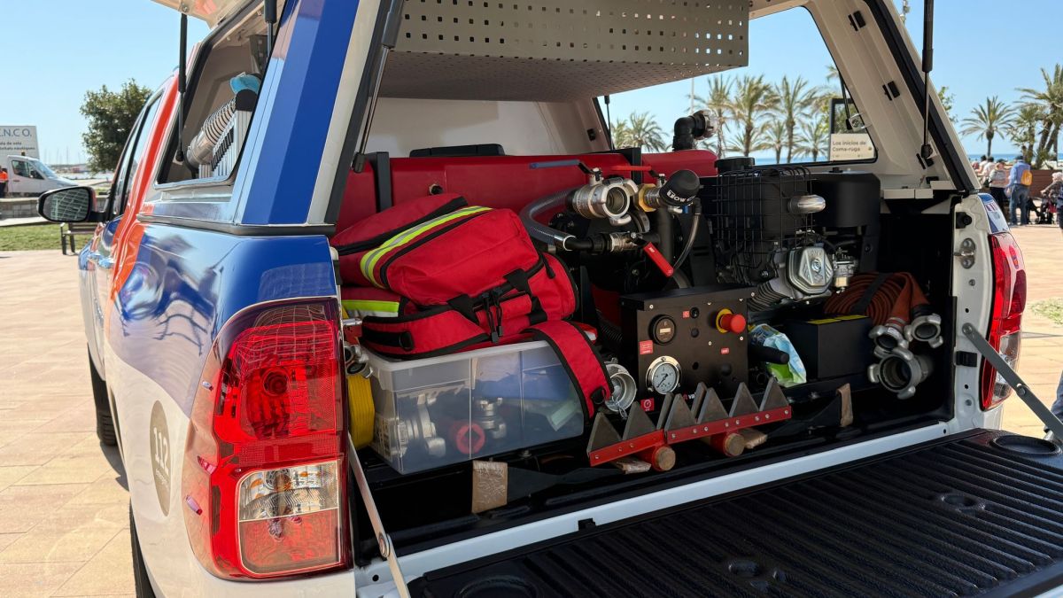 Ajuntament del Vendrell (@elvendrell_cat) on Twitter photo 🚒Protecció Civil del Vendrell incorpora un nou vehicle equipat per a l’extinció d’incendis
🗳️La compra d'aquest vehicle va ser la proposta que va rebre més vots en el procés de pressupost participatiu del 2022
+ info: bit.ly/4iZX8zD
<a href="/Prot_Civ_Vendr/">Protecció Civil El Vendrell</a> <a href="/plelvendrell/">PL El Vendrell</a> 🚒Protecció Civil del Vendrell incorpora un nou vehicle equipat per a l’extinció d’incendis
🗳️La compra d'aquest vehicle va ser la proposta que va rebre més vots en el procés de pressupost participatiu del 2022
+ info: bit.ly/4iZX8zD
<a href="/Prot_Civ_Vendr/">Protecció Civil El Vendrell</a> <a href="/plelvendrell/">PL El Vendrell</a>