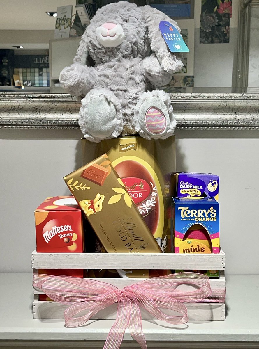 BlakesDecor's tweet image. Our Easter 🐣#competition is here! You know what to do folks… like, comment and share to be in with a chance of winning this lovely chocolate bundle and cuddly bunny! 
The winner will be announced on 16th April. Good luck! #win #blakes #easter