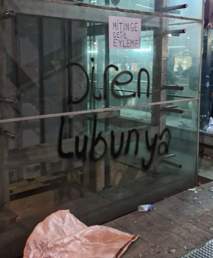 "Queers resist" 
Seen in Kadıköy, İstanbul during the first days of the anti-Erdogan protests.