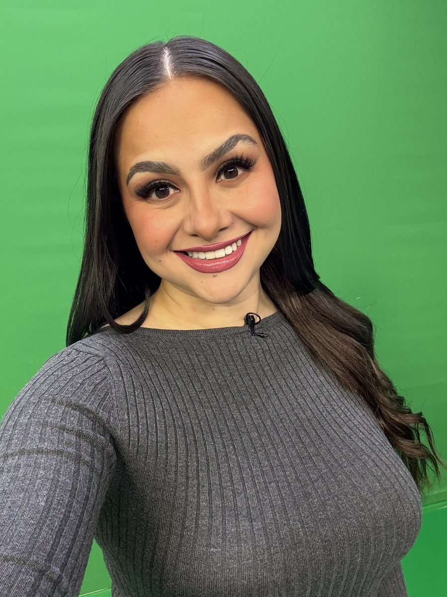¡Buenos días! Abríguense hace mucho frío, estamos bajo un Aviso por Helada al oeste y una Advertencia por Escarcha en Dallas hasta las 8am 🥶