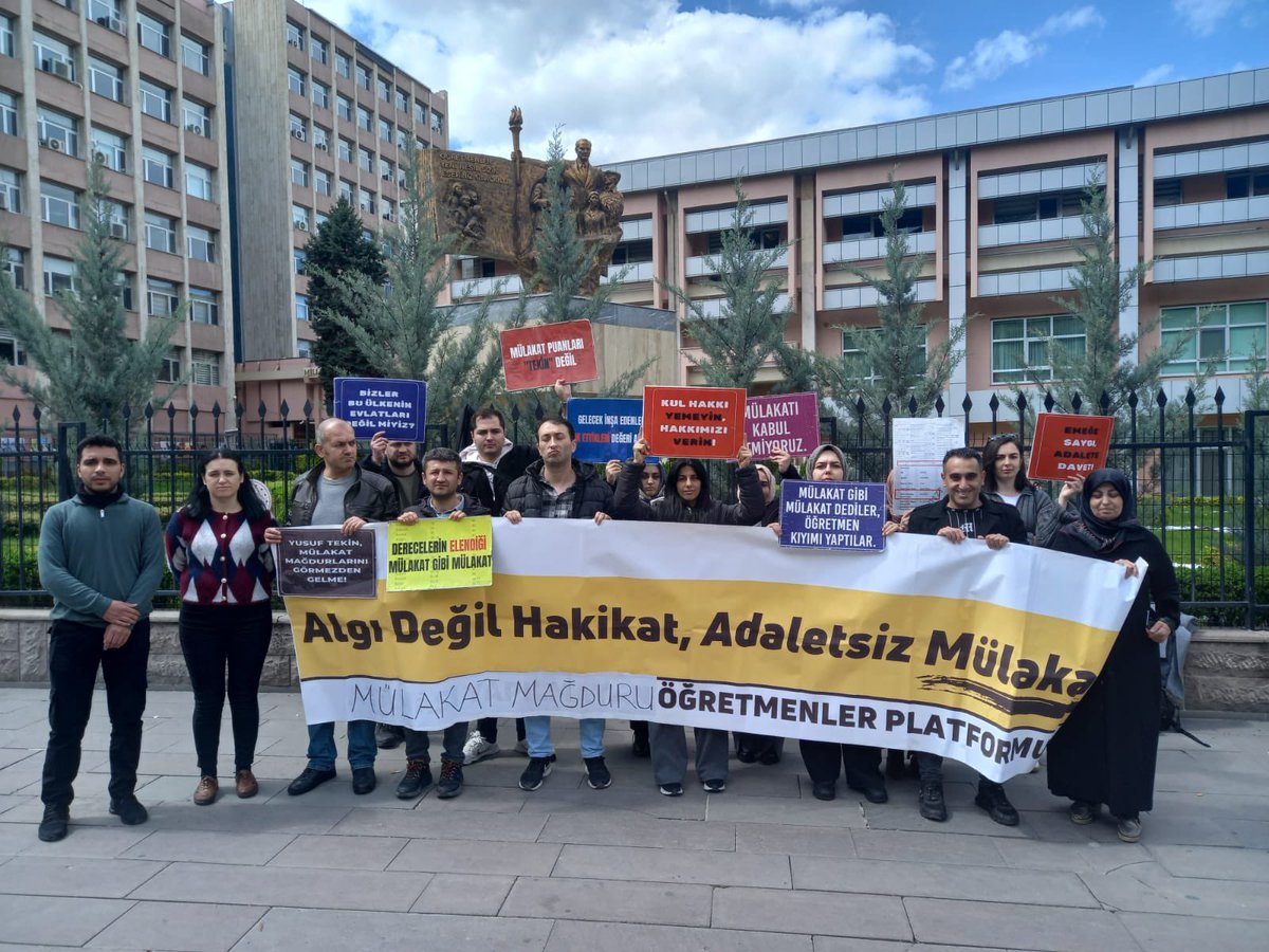 Öğretmenler adalet istiyor! Komisyonların keyfi puanları yüzünden mağdur edildik. Adaletsizliğe uğradık. Hakkımızın tekrar iade edilmesi elzemdir. 

<a href="/Yusuf__Tekin/">Yusuf Tekin</a> #MülakatZulmünde155Gün