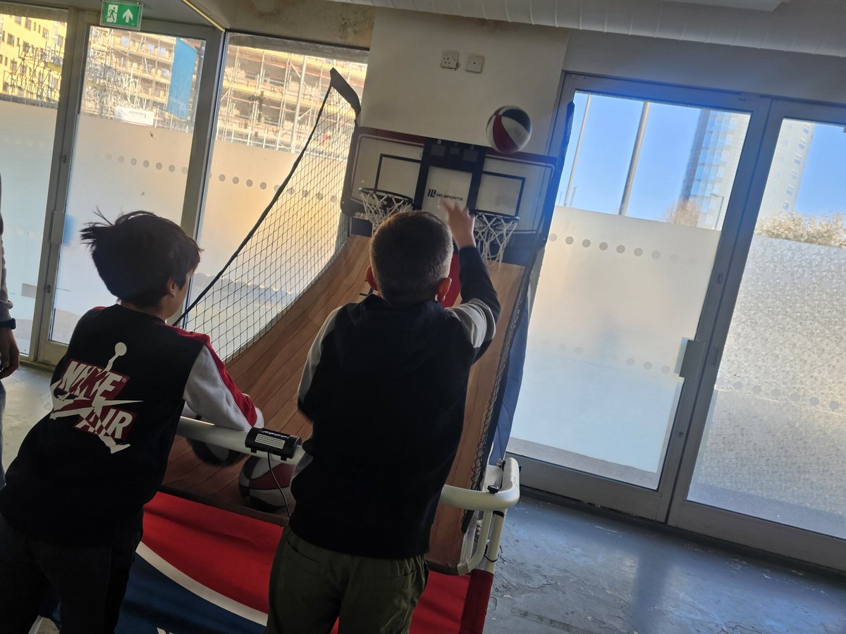 Sphere support CIC tweet media