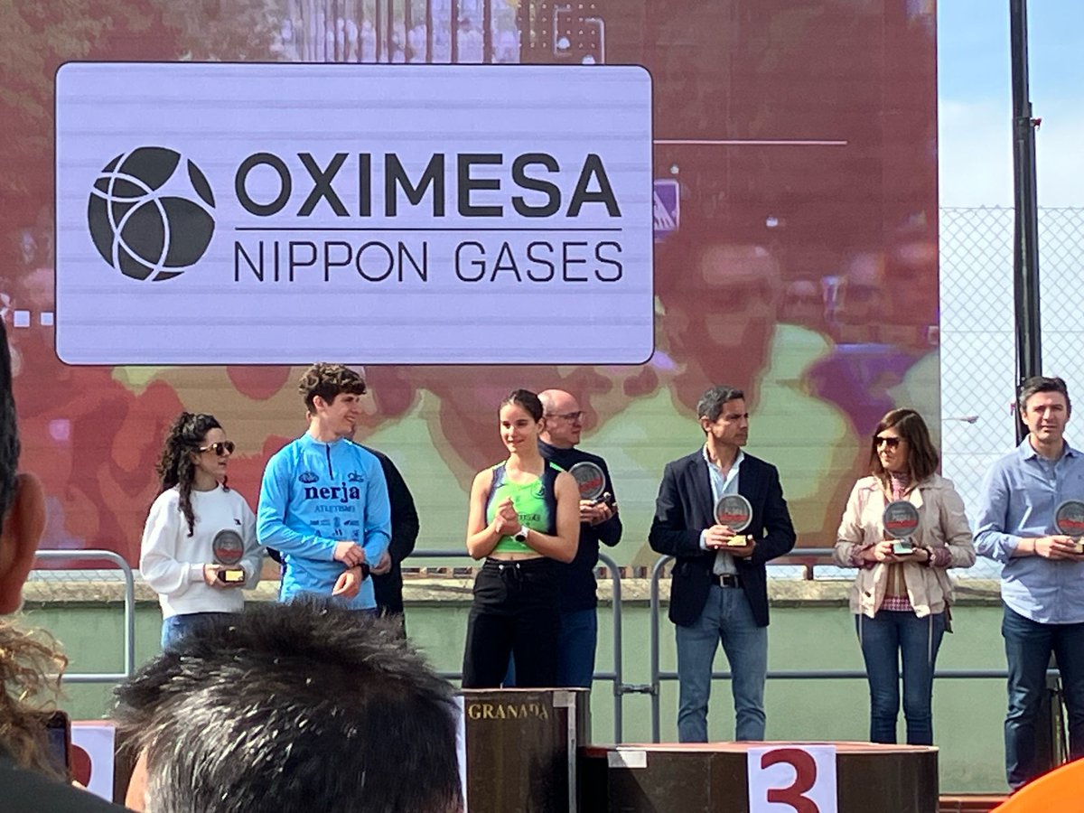 🏃‍♂️ ¡Gran jornada en la XIX <a href="/mpmarcelino/">Memorial P.Marcelino</a> en Granada! 🏅

Con 4.000 atletas, la carrera apoyó la construcción de aulas en la escuela de Bamoi, Sierra Leona 📚

En Oximesa Nippon Gases, orgullosos de apoyar una vez más y estar presentes en la entrega de premios 🙌