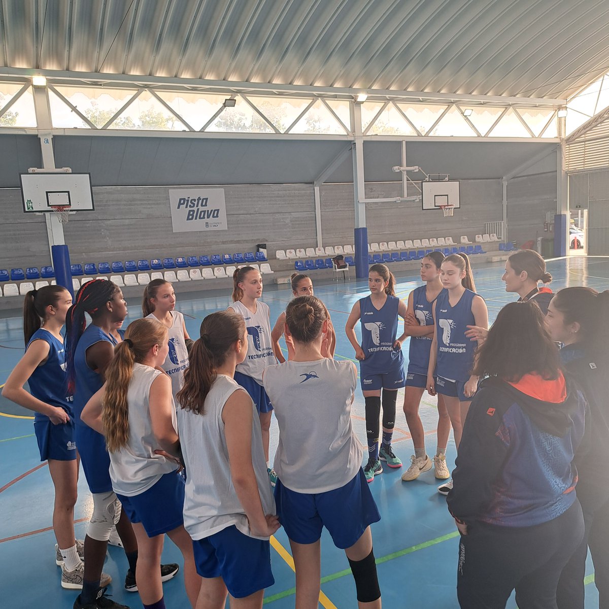 ꜱᴇʟᴇᴄᴄɪᴏɴ ᴀʟᴇᴠɪɴ | Completada la última concentración en Calpe. Un trabajo de preparación que nos ha dejado también una parte negativa: la lesión de Carlos Barberá. ¡Mucho ánimo Carlos!