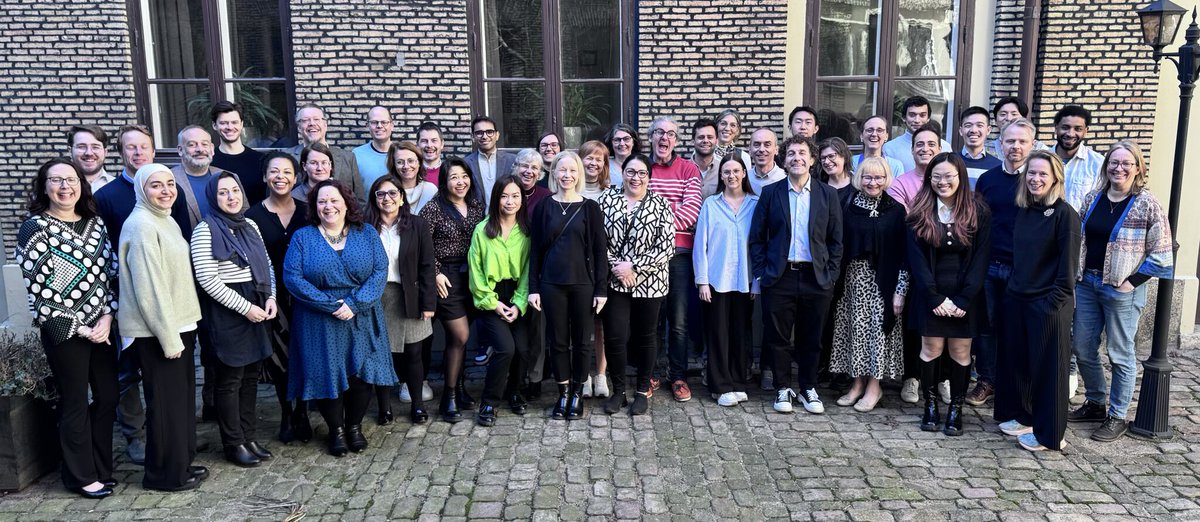 BCN_AIM's tweet image. Final @LongITools meeting in Gothenburg! 🇸🇪
Highlights by @UniBarcelona:
🔗 Exposome Data Analysis Toolbox longitools.bsc.es/vre/
📄 Article on our a risk prediction model for CVD or type 2 diabetes. bit.ly/3PVmh7k. Model is now available through the LongITools App.