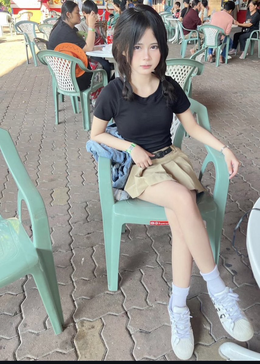 pheuxn17654's tweet photo. หุ่นอีเด็กนี้อย่างได้อ่ะยังเด็กอยู่เลยทำตัวน่าเย็ดส่ะเเล้วตัวเล็กๆเเบบนี้ต้องจับเย็ดท่าลิงอุ้มแตงเลยนมก็ใหญ่พอดีมือสำหรับเด็กเเต่นี้ถือว่าใช้ได้อยากเย็ดหีจัดกี่น้ำกุก็สู้เอาให้มันลืมไปเลยว่ามันชื่อไร https://t.co/TObD2ZDeT9