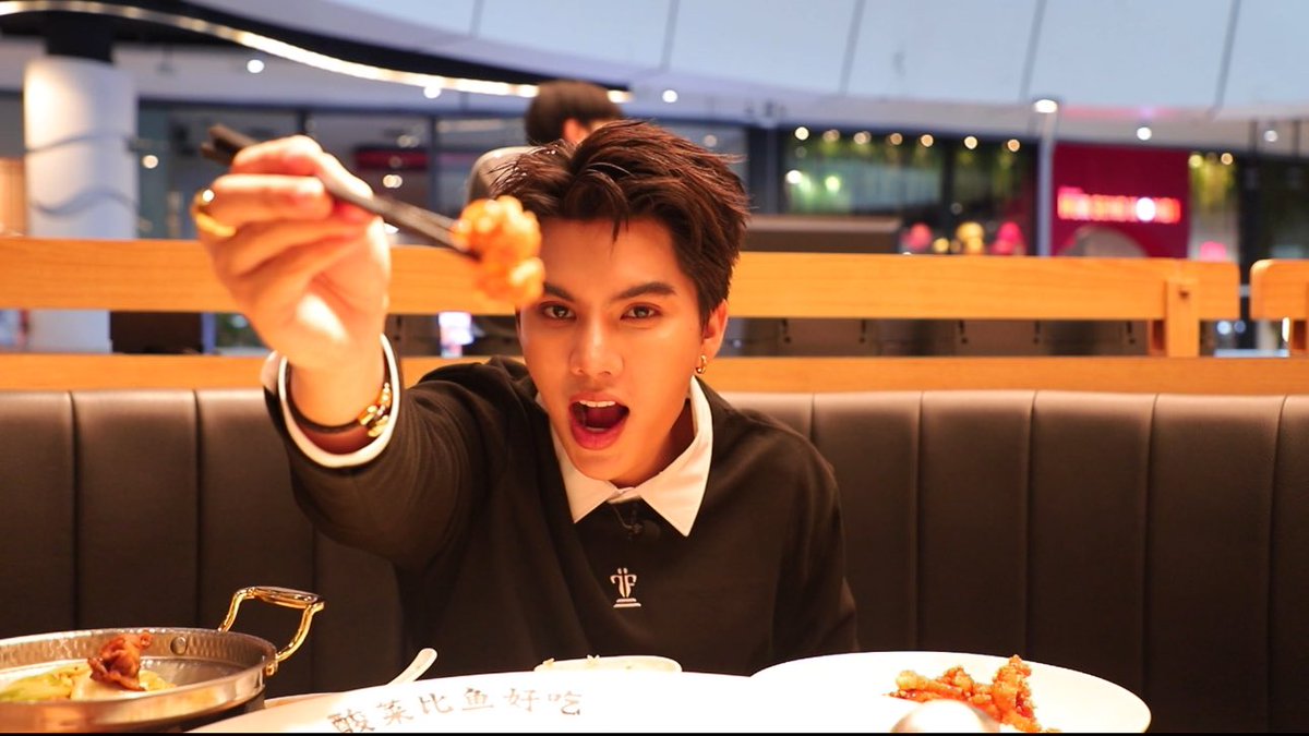 FortFTS VLOG พามากินร้านอาหาร Taier อาหารจีนสุดอร่อย🤩

ผมมี Vlog มาฝากให้ดูในวันหยุดกันค้าบบบบ

📎youtu.be/qwMunavrTqI

#FortFTS #ComeFortZon #BabyFeat
#TROFICREATED #TROFIxCircus 
#TROFI2024 #TROFI #HOLDYOURTROFI