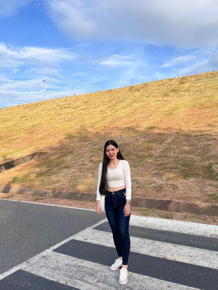 อยากมีคนอยู่ข้างๆ😁🤭
#โสด #นครสวรรค์ #แม่ค้าคนโสด #ไม่รับงานอะไรทั้งนั้น 
ไอดีไลน์ : maymay_199
หาคนคุย อยากรู้จักก็ทักมา 😜🤪