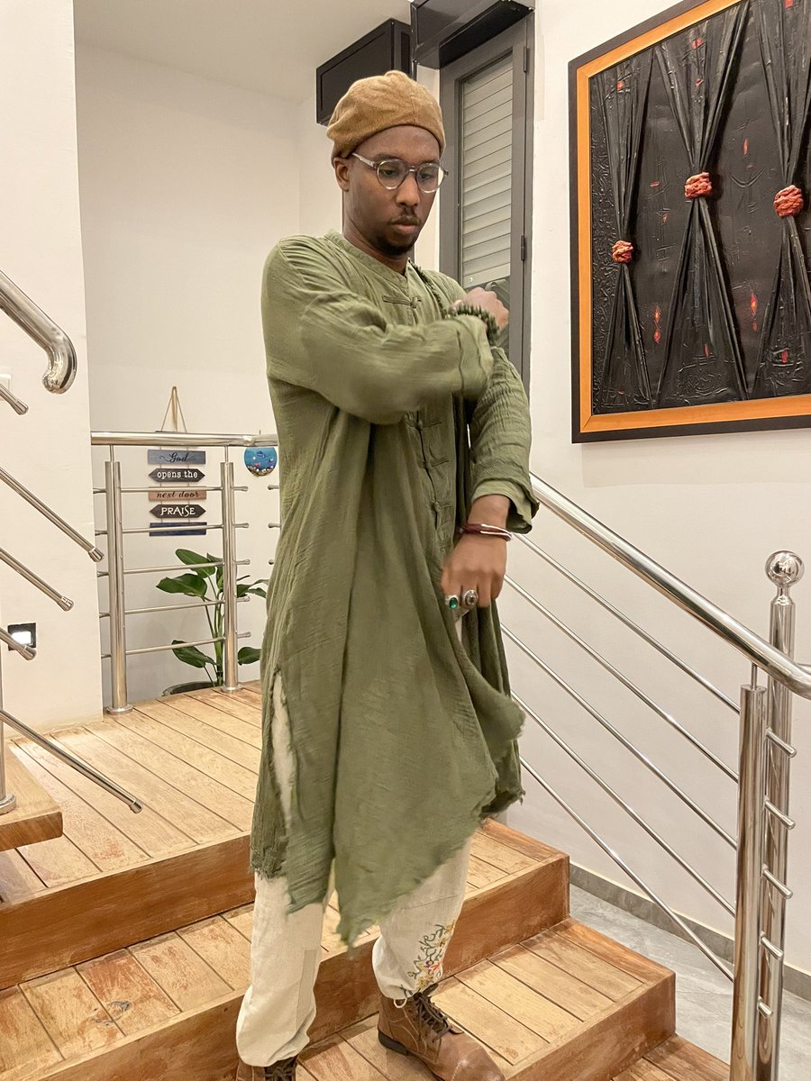 PLUTO 🇸🇳🇸🇴☭ tweet media