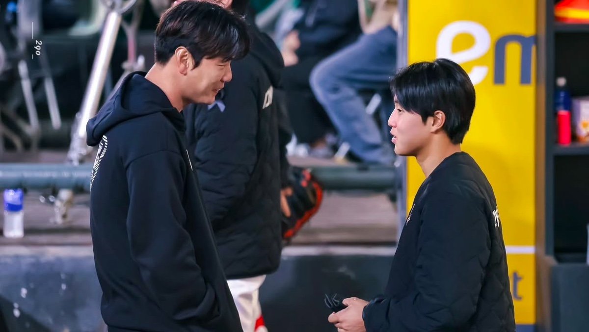 지환이 쳐다보는 광현이 눈빛
오ㅁㅊ우리캡틴이왜이렇게다정함
내광현이언제이러케큼😭😭😭😭😭
