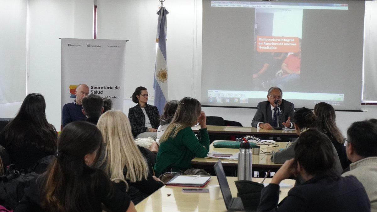 🟠 CON GRAN CONVOCATORIA SE REALIZÓ EL ÚLTIMO ENCUENTRO PRESENCIAL DE LA “DIPLOMATURA INTEGRAL DE APERTURA DE NUEVOS HOSPITALES”

🌐 Para más información: acortar.link/YFYdYe

#Diplomatura #Chubut #Salud #Gobierno
