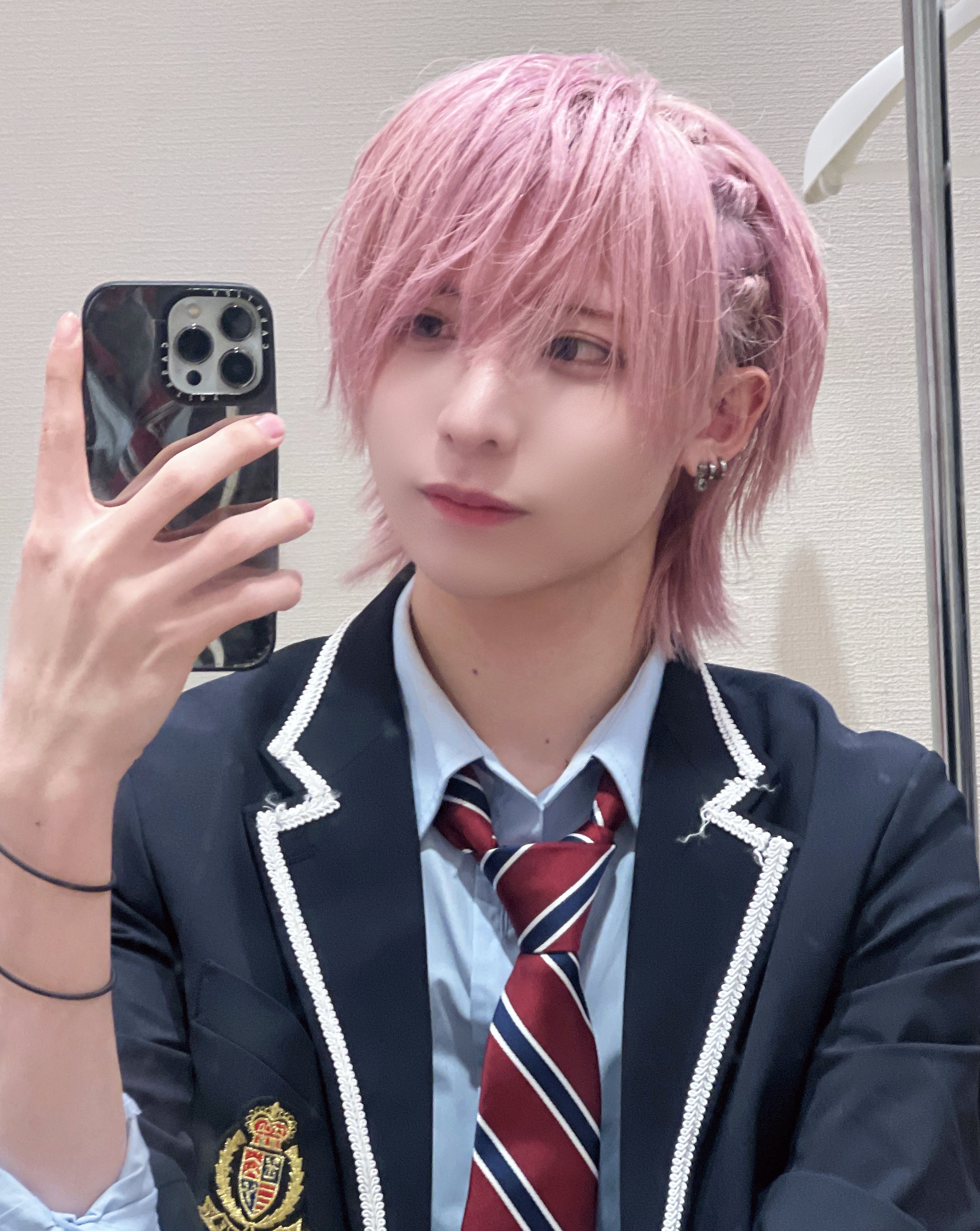 れお (@iDOLL_Leo) / X