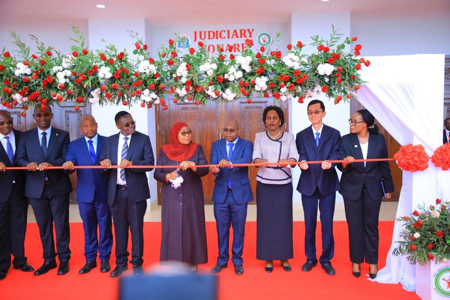 Congratulations on the inauguration of the new Tanzanian Judiciary Headquarters, which was constructed by China Railway Jianchang Engineering Company (CRJE) (East Africa) Limited. Many Chinese companies have participated in the infrastructure construction in Dodoma, contributing