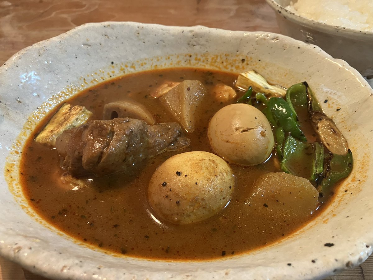 コストコのスープカレー
奥さんが卵食べないので自分とこに2つ
🍛🥚🥚