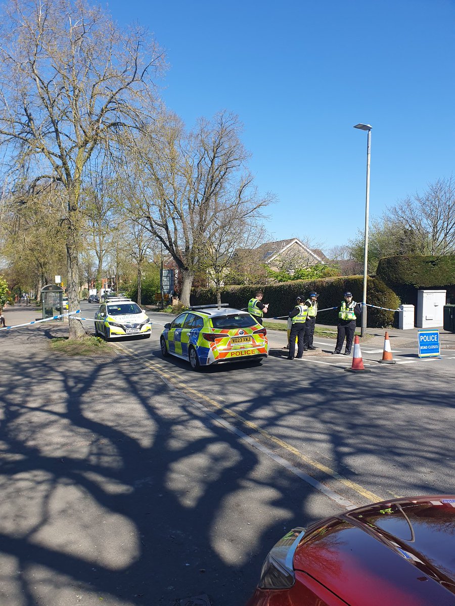 Urban_Pictures's tweet image. Properties evacuated in Leckhampton, Cheltenham due to suspect World War 2 bomb. Leckhampton Road closed. @GlosLiveOnline @BBCGlos #Cheltenham #Gloucestershire
