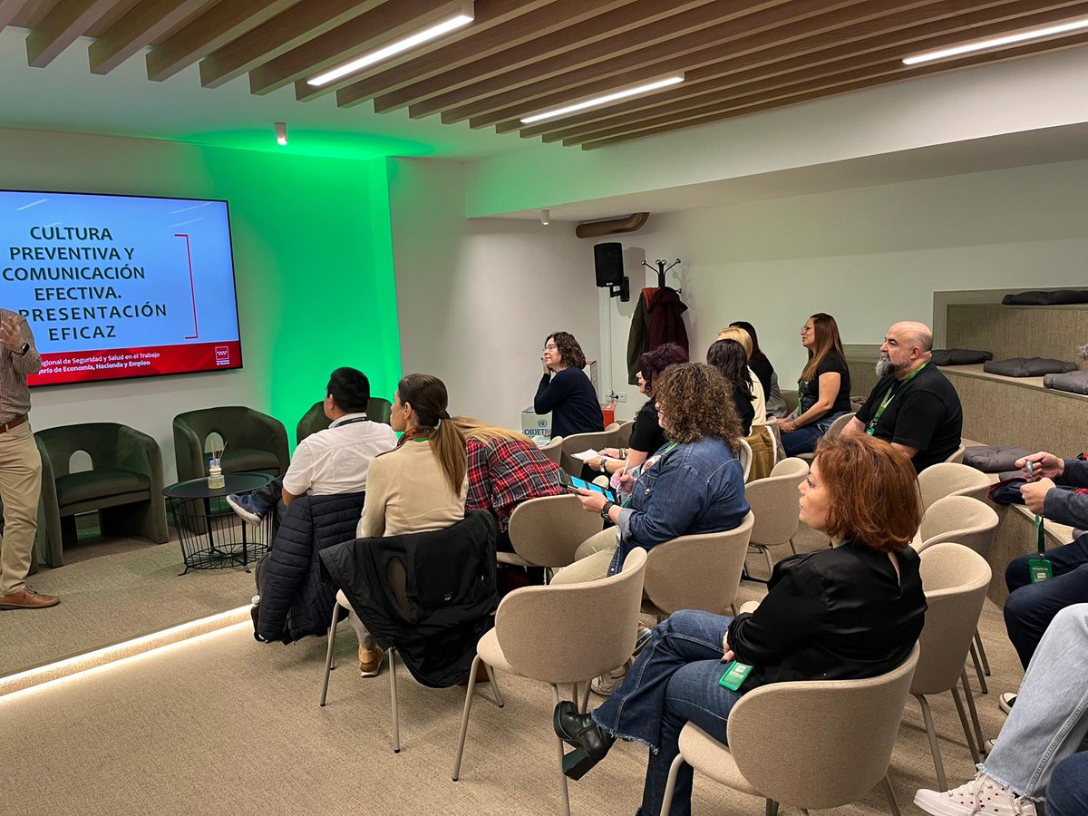 sindicatofetico's tweet photo. 🦺 ¡Seguimos #formando para proteger!
En #Fetico continuamos desarrollando #talleres #formativos en prevención de riesgos laborales, en colaboración con el Instituto Regional de Seguridad y Salud en el Trabajo (#IRSST) de la Comunidad de Madrid.
#LaAlternativaSindicalModerna https://t.co/AuHf0wHTj2