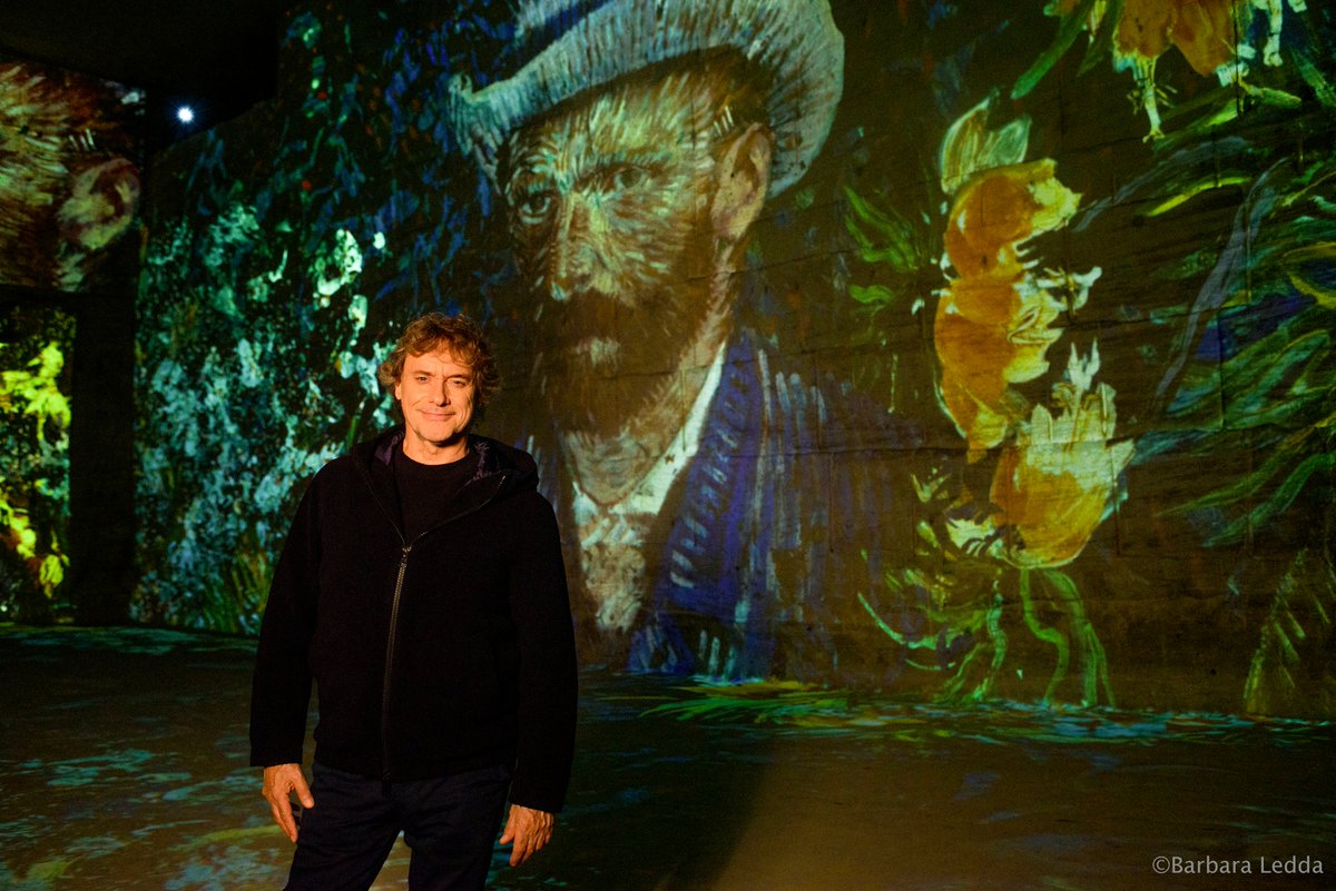 albertoangela's tweet photo. Questa sera alle 21.30 su @RaiUno torna #Ulisse con una puntata dal titolo “Van Gogh – I colori dell’eternità”. Visiteremo i luoghi nei quali sono nati i capolavori del pittore olandese e proveremo a comprendere meglio la personalità di uno dei più grandi geni dell’umanità. https://t.co/ithtcD87YA