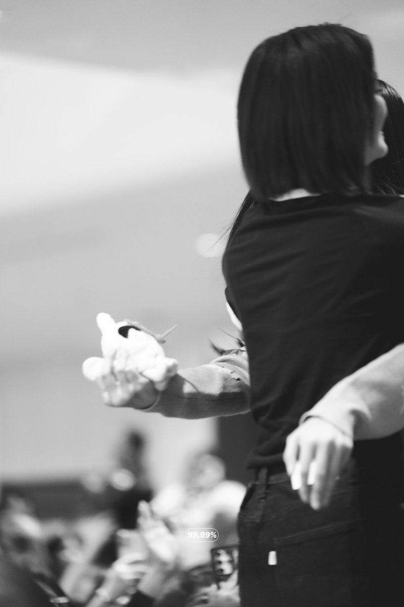 99_99percentt's tweet image. 🫠

EMIBONNIE FANSIGN WITH ANY  
#BKKIBF2025xEmiBonnie
#emibonnie
#emiamily #beonnnie