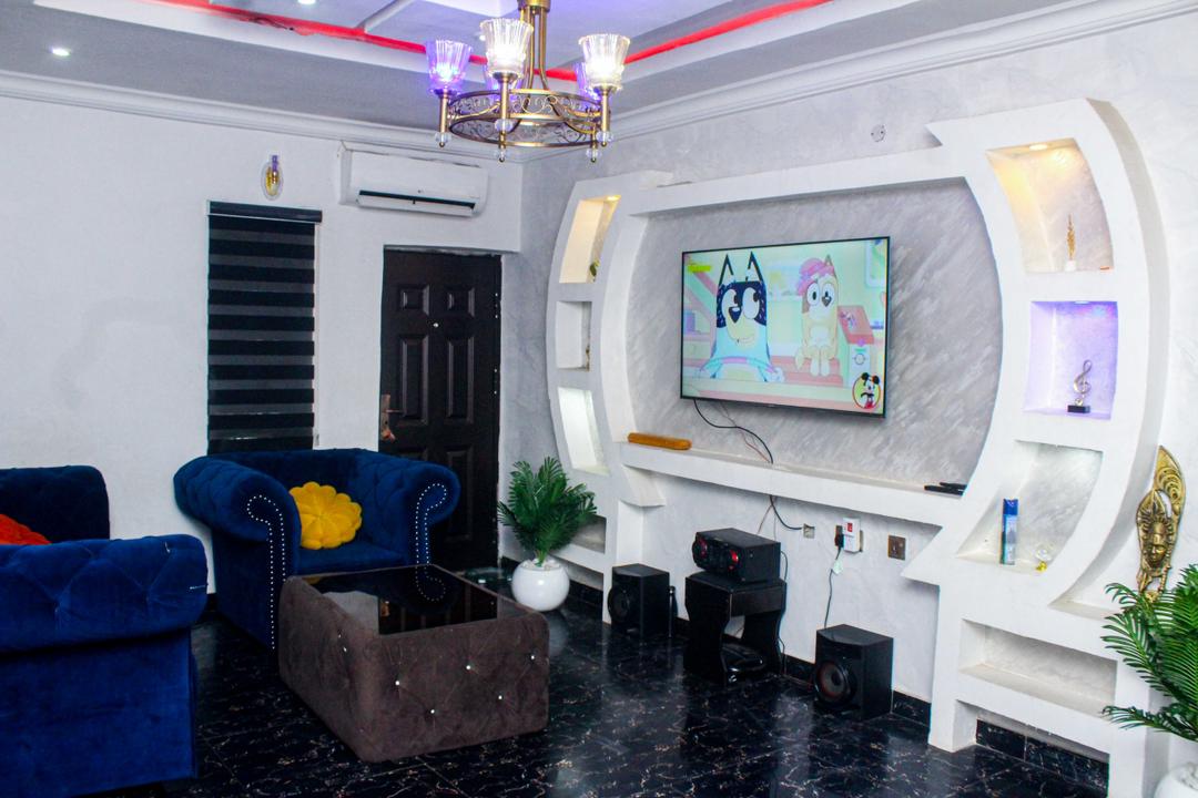 wellprodevelop1's tweet image. Direct to wellpro:

A modern 4 Bedroom Detached Duplex 

Location: No 5, Chief Sunday Olaiya Street Off Salawe Street ikosi Ketu Lagos Nigeria.

Price: N230m asking.

Contact Wellpro Developers 
08185520099
#BlackMonday #ElonMusk