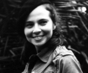 #VilmaPorSiempre en nuestros ❤️.

📍Su ejemplo es fuente permanente de inspiración para la #MujerCubana que por siempre continuará siendo "una Revolución, dentro de la Revolución". Fieles al legado de la eterna Presidenta de la #FMC. #VilmaVive 🇨🇺🌹

#Cuba #MujeresEnRevolución