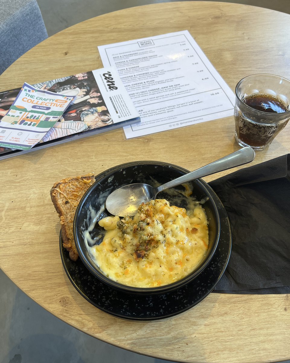 Popped  in for lunch , new menu and old favourites . Enjoying some quality food. #lunch #foodie

Islandworks Dockyard Church Sheerness 

Open Mon-Sat 9-4