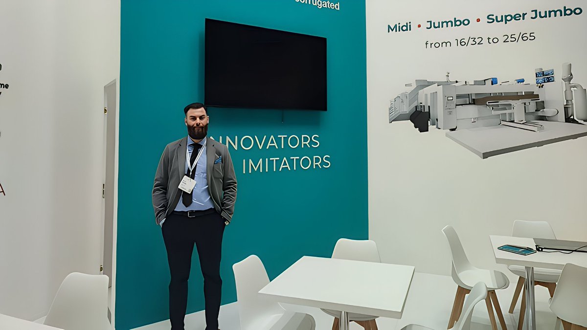 corrugaexpert's tweet photo. DUAL-SIZE SOLUTION STEALS THE SHOW: ENGICO’S AT CCE INTERNATIONAL 2025

Interview with Marco Benzoni, Technical Sales of the company... https://t.co/jTSszVY64y

#ENGICO #SinoCorrugated2025 #corrugated #packaging #corrugaexpert https://t.co/kyfGMd8KPG