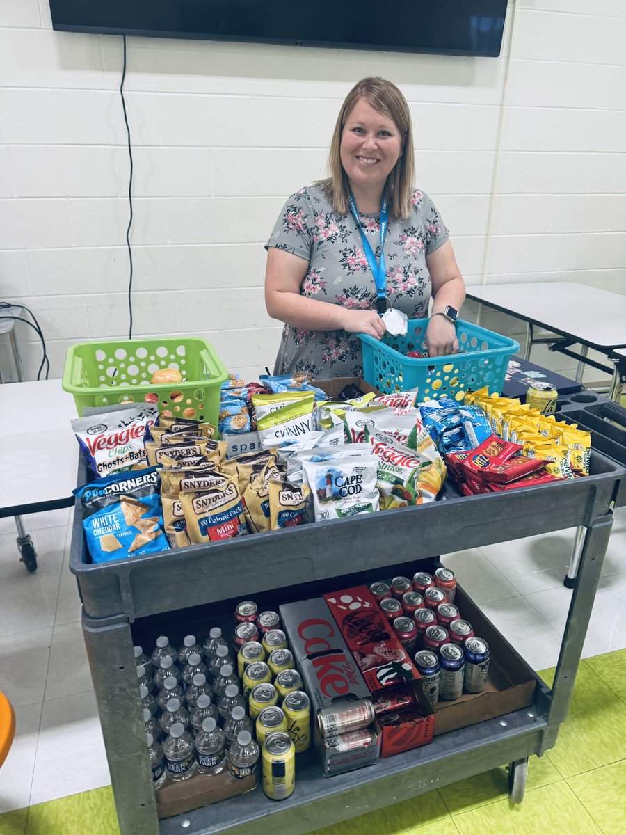 Michael Parker West (@mikeaustinwest) on Twitter photo Listen, Iβd put the whole <a href="/HortonsCreekES/">Hortons Creek ES</a> staff against any school, but few are as patient, hard working, and fiercely brilliant as <a href="/mrsamandamorton/">Amanda Morton</a>. When I tell you she keeps us in line!
A huge shout out to the extraordinary Amanda Marie Brioso Kapiβioho Morton! #APweek25 Listen, Iβd put the whole <a href="/HortonsCreekES/">Hortons Creek ES</a> staff against any school, but few are as patient, hard working, and fiercely brilliant as <a href="/mrsamandamorton/">Amanda Morton</a>. When I tell you she keeps us in line!
A huge shout out to the extraordinary Amanda Marie Brioso Kapiβioho Morton! #APweek25